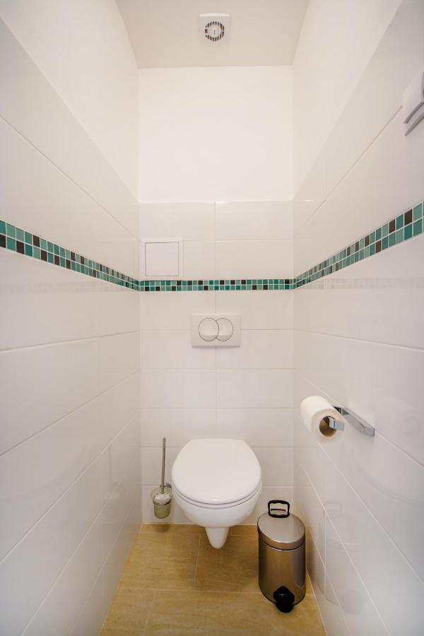 דירות אגר Illy Apartman מראה חיצוני תמונה