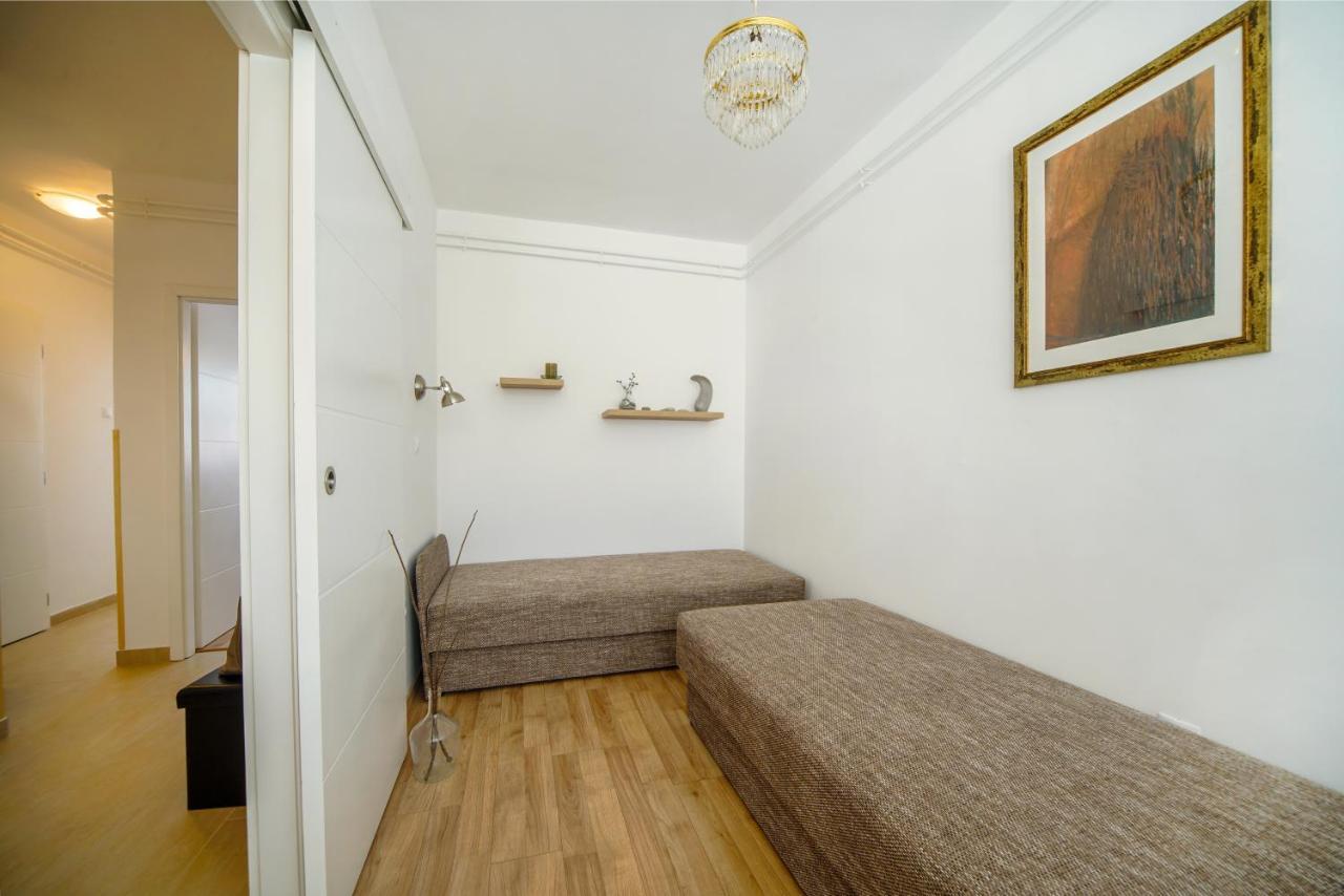 דירות אגר Illy Apartman מראה חיצוני תמונה